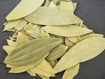 Bay leaf.( Tej patta)