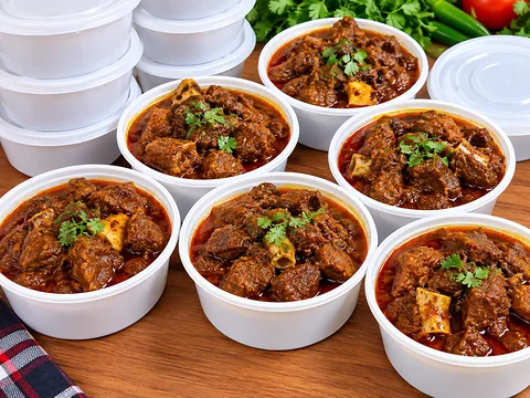 রান্না করা ফ্রেশ গরুর মাংস