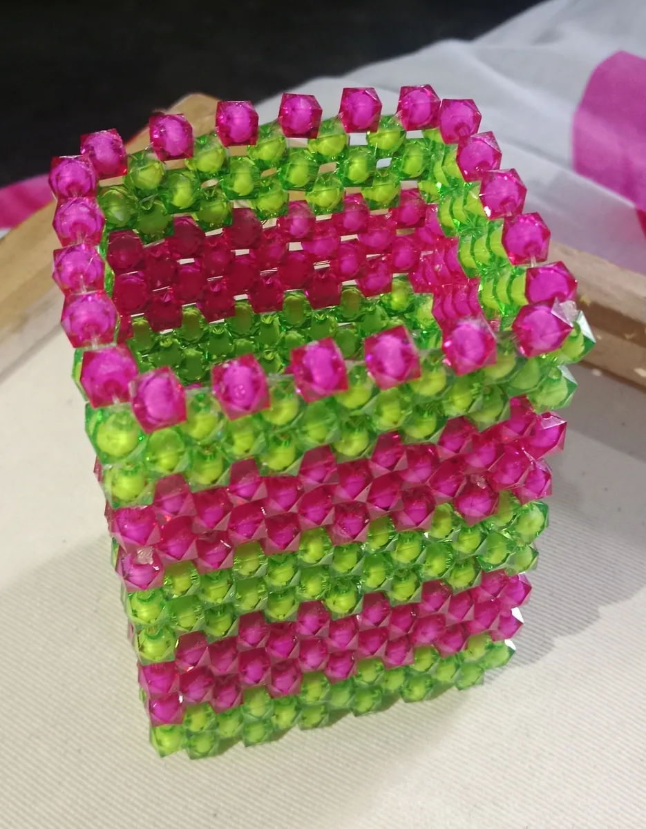 Beaded pen Holder