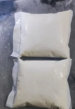 গাভীর খাটি দুধ