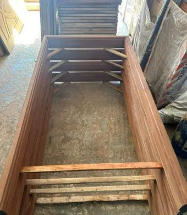 সেগুন কাঠের চৌকাঠ