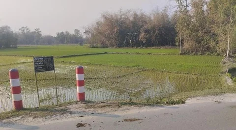 ১১ শতক জমি কিনলে ১ শতক ফ্রি!