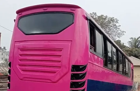 Eicher 1090 L bus