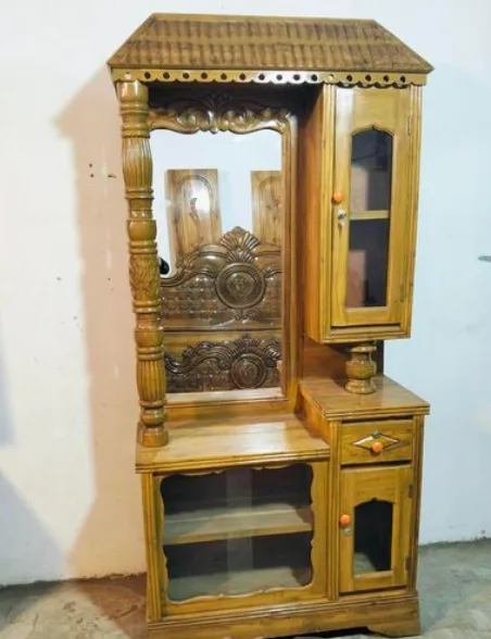 ড্রেসিং টেবিল