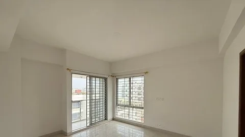 2000 SFT brand new apartment rent 6th floor