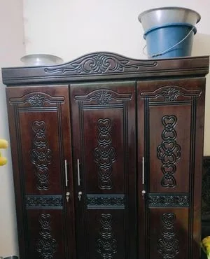 তিন পার্টের আলমিরা মালয়েশিয়ান উট কাঠের