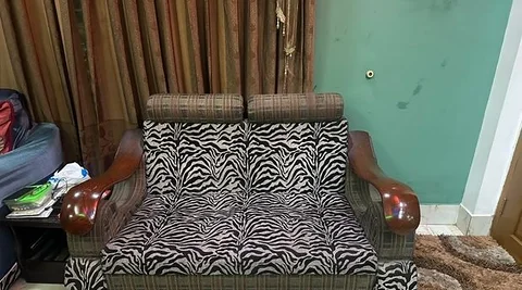 ফুল সোফা সেট টি-টেবিল সহ