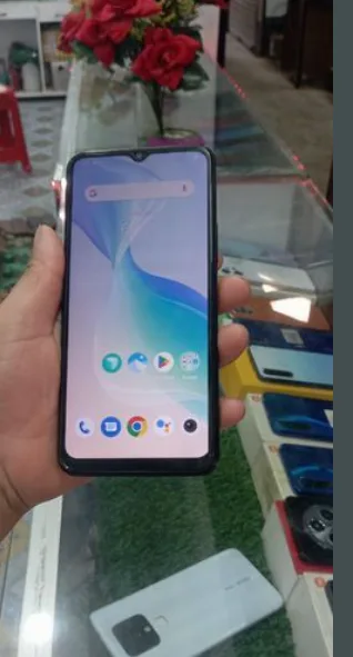 Vivo y21T > 4/128 GB (Used)