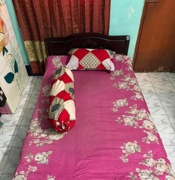 Single bed