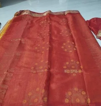 নবরুপা কাতান সিল্ক