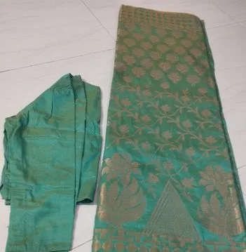 সিল্ক কাতান শাড়ি
