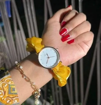 লেডিস ঘড়ি