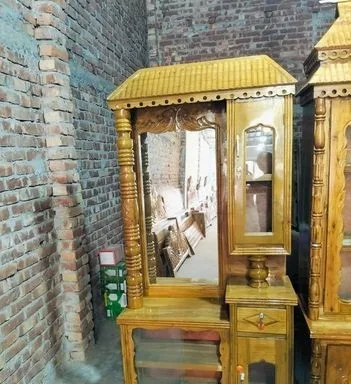 ড্রেসিং টেবিল