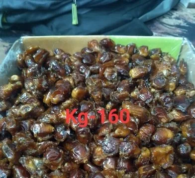 স্বল্প দামে খেজুর