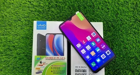 Vivo Y93 6/128 জিবি