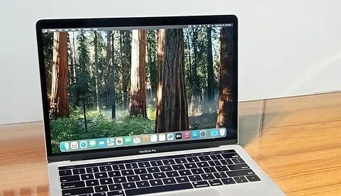Macbook pro i5