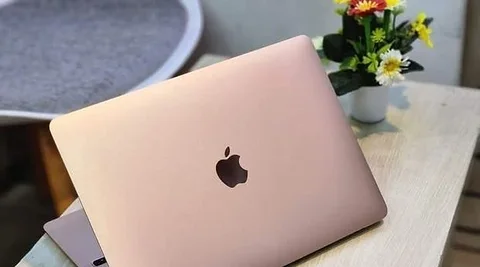 Macbook air m1 512 8 rose gold colur