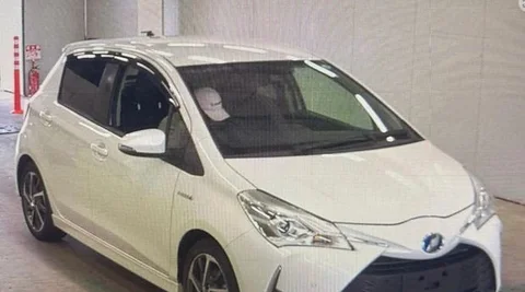 Toyota Vitz HV U SPORTY PKG 3.5