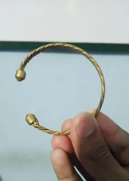 Bracelet