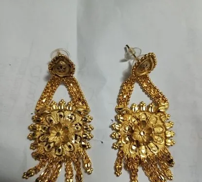 ইমিটেশন নতুন কানের দুল