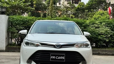 Toyota Axio X 2016