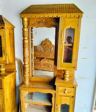 ড্রেসিং টেবিল