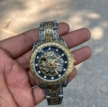 Digital automatic watch