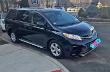 Toyota Sienna 2020
