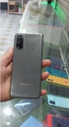 Samsung Galaxy S20 8/128 5G (Used)