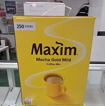 কুরিয়ার বিখ্যাত ম্যাক্সিম কফি