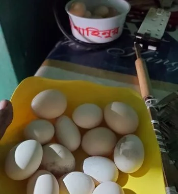 দেশি মুরগির ডিম