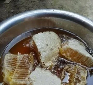 খাঁটি মধু