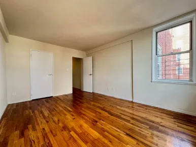 Bellerose Queens House for rent