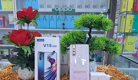 Vivo V15