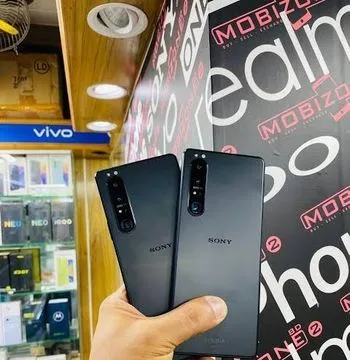 Sony 1 mark 3 12gb/256gb