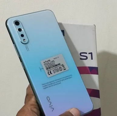 Vivo S1 display finger 8/256