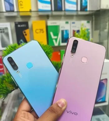 Vivo Y17