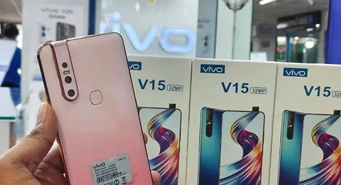 Vivo V15 8 GB/ 256GB