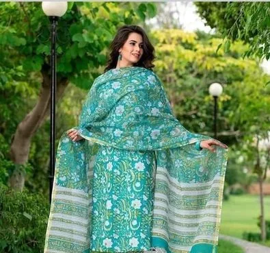 Unstitch Three Piece