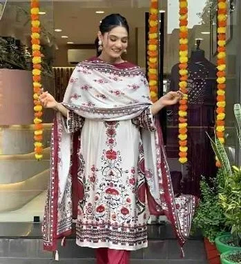 প্রিন্ট থ্রি পিস
