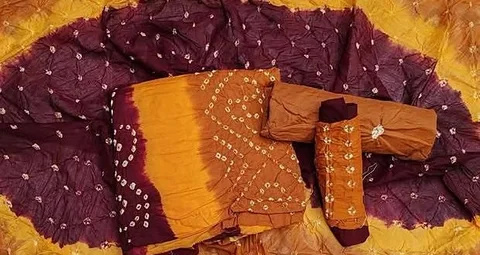 বাটিকের সুতি চুন্দ্রি থ্রি-পিছ