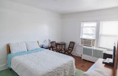 Queens House For Rent
