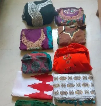 একসাথে থ্রি-পিস