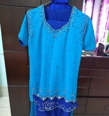 শর্ট সালোয়ার কামিজ