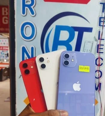 Apple iPhone 12