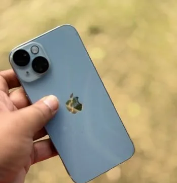 Apple iPhone 14