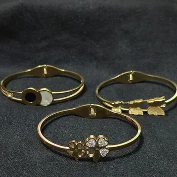 Bracelets sell