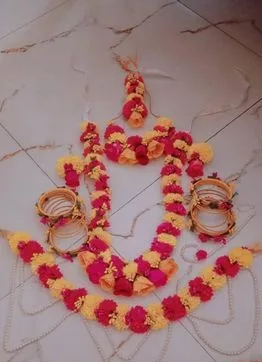 হলুদের গয়না