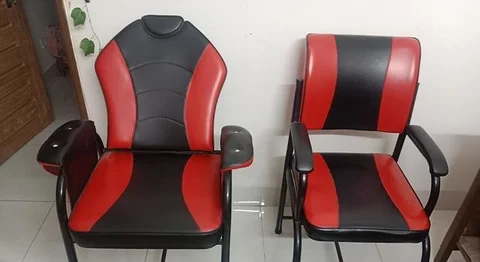 পার্লারের ব্যবহৃত চেয়ার