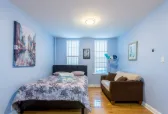 Jackson Heights Roommate Needed